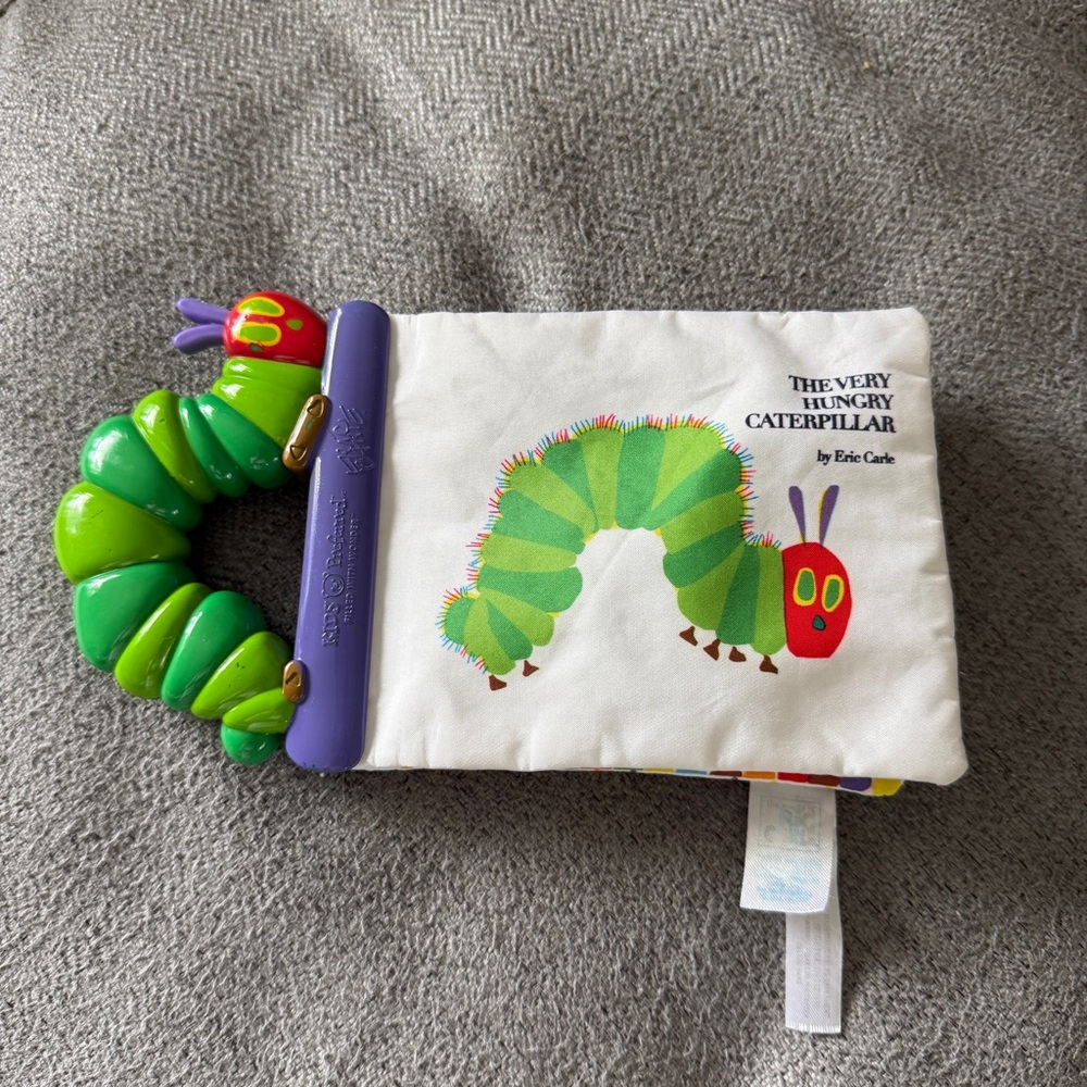 Eric Carle Very Hungry Caterpillar Baby Book Crinkle Soft Pages Toy 2011